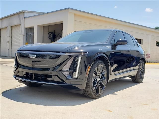 2024 Cadillac LYRIQ Sport