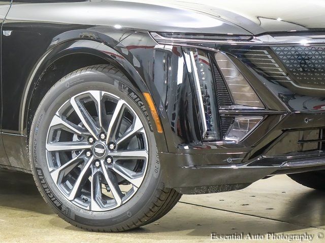 2024 Cadillac LYRIQ Sport