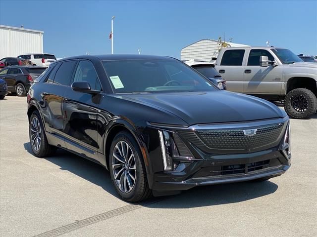 2024 Cadillac LYRIQ Sport