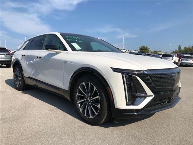 2024 Cadillac LYRIQ Sport