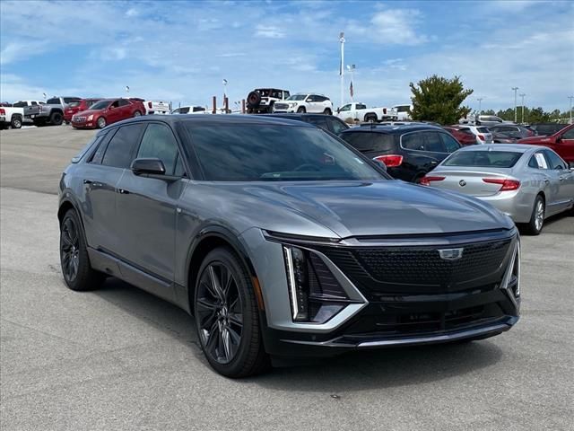 2024 Cadillac LYRIQ Sport