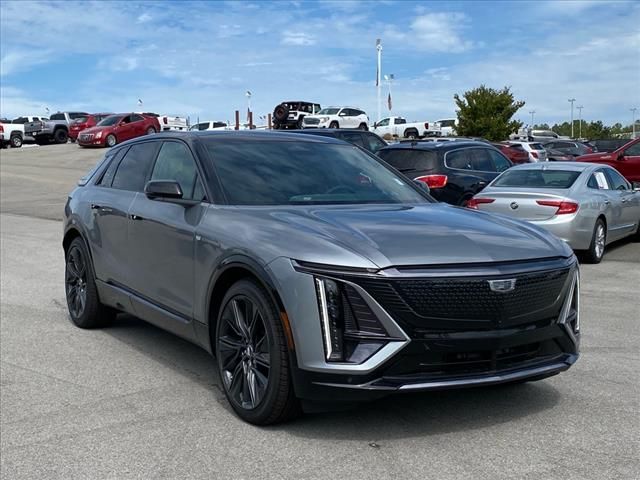 2024 Cadillac LYRIQ Sport