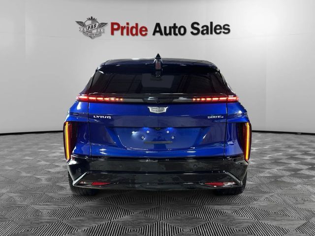 2024 Cadillac LYRIQ Sport