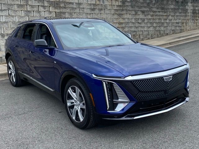 2024 Cadillac LYRIQ Tech