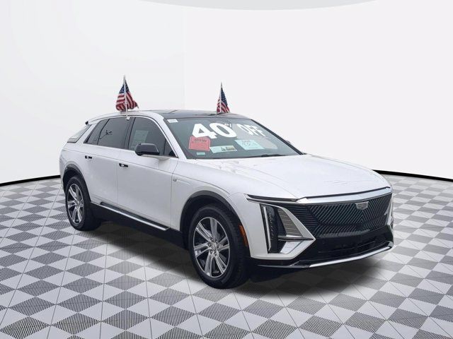 2024 Cadillac LYRIQ Tech