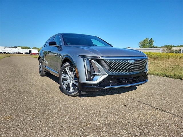 2024 Cadillac LYRIQ Tech