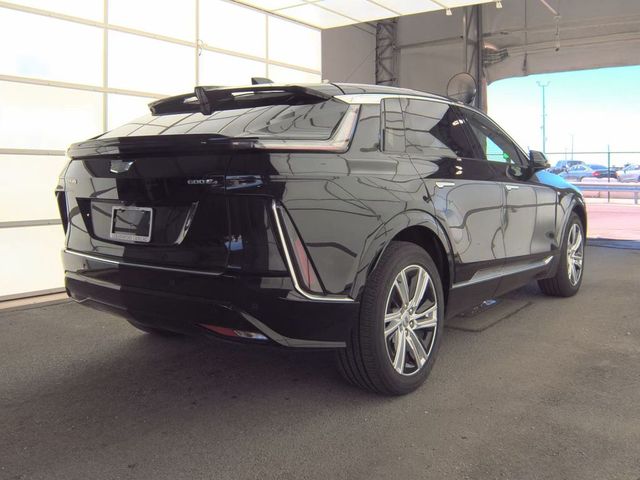 2024 Cadillac LYRIQ Tech
