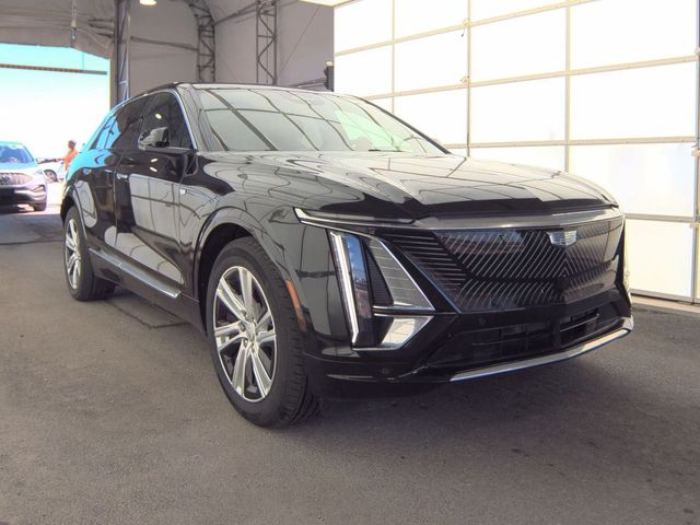 2024 Cadillac LYRIQ Tech