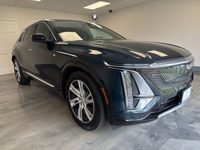 2024 Cadillac LYRIQ Tech