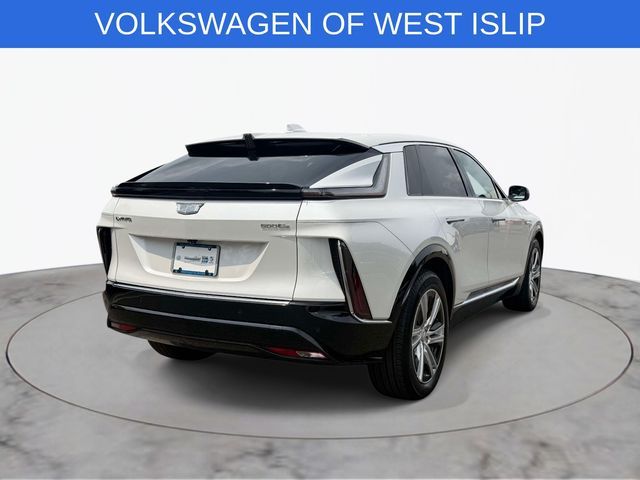 2024 Cadillac LYRIQ Tech