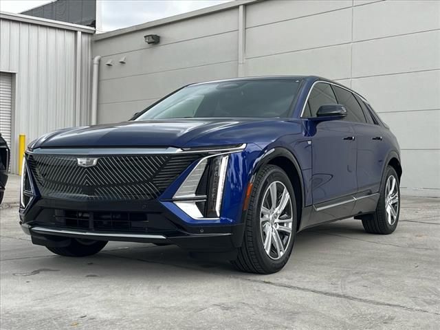 2024 Cadillac LYRIQ Tech