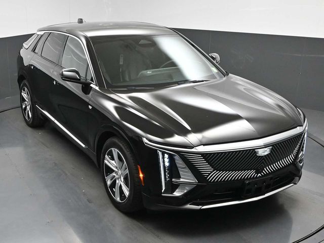 2024 Cadillac LYRIQ Tech