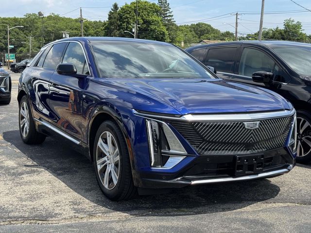 2024 Cadillac LYRIQ Tech
