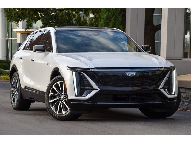 2024 Cadillac LYRIQ Sport