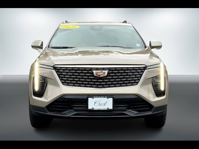 2024 Cadillac XT4 Luxury