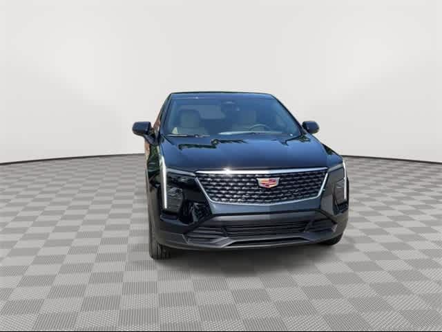 2024 Cadillac XT4 Luxury