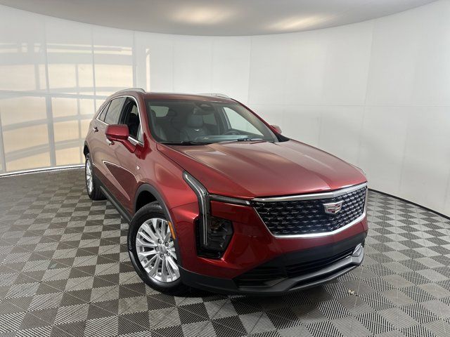 2024 Cadillac XT4 Luxury