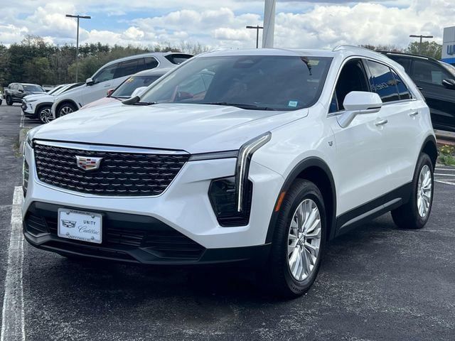 2024 Cadillac XT4 Luxury