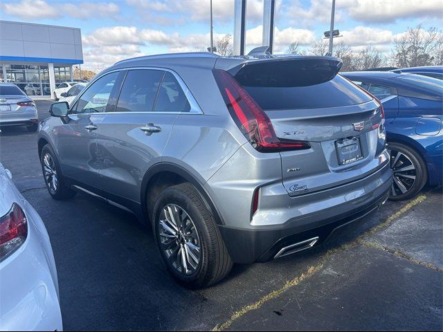 2024 Cadillac XT4 Premium Luxury