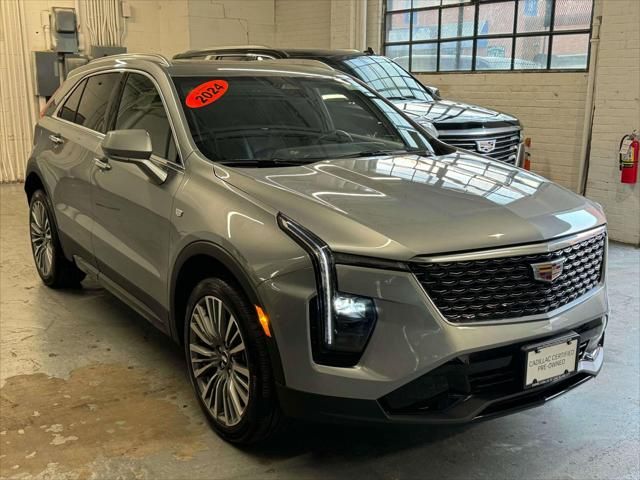 2024 Cadillac XT4 Premium Luxury