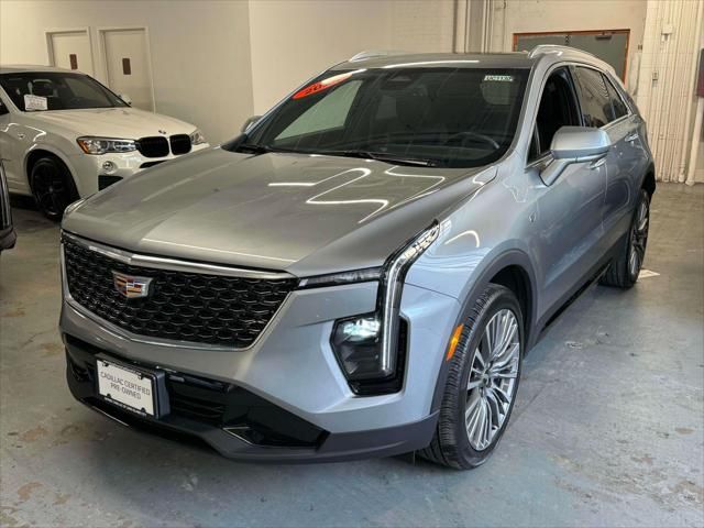 2024 Cadillac XT4 Premium Luxury