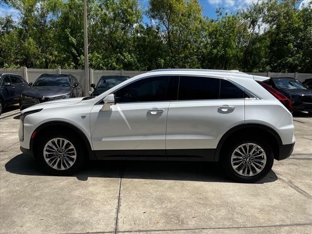 2024 Cadillac XT4 Premium Luxury