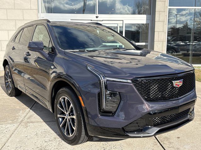 2024 Cadillac XT4 Sport