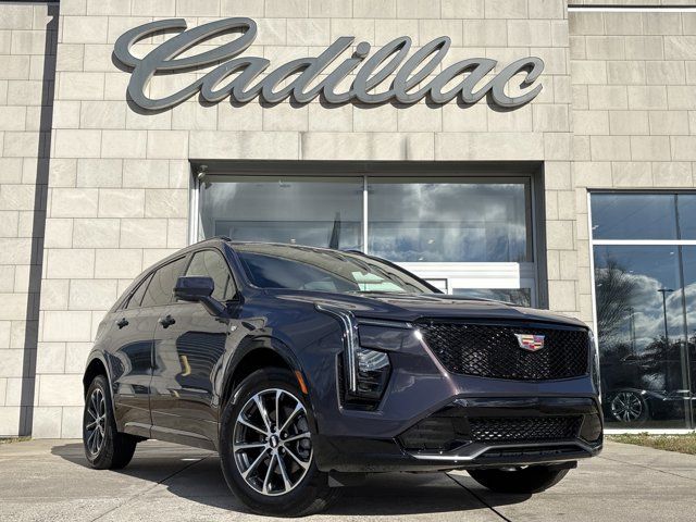 2024 Cadillac XT4 Sport