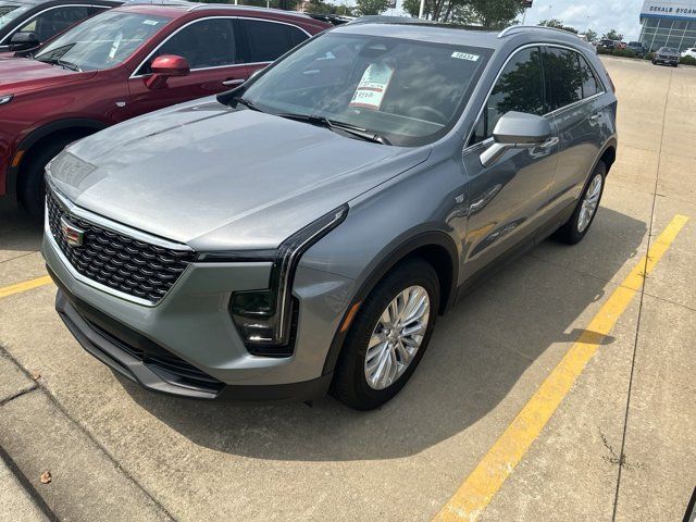 2024 Cadillac XT4 Luxury