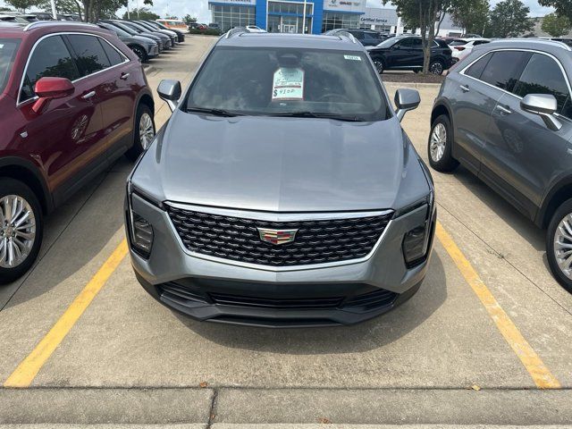 2024 Cadillac XT4 Luxury