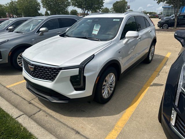 2024 Cadillac XT4 Luxury