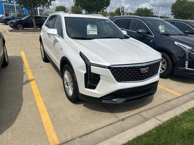 2024 Cadillac XT4 Luxury