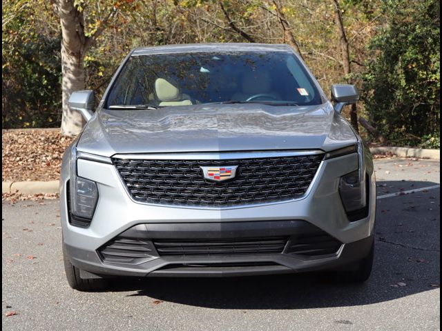 2024 Cadillac XT4 Luxury