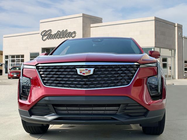 2024 Cadillac XT4 Luxury