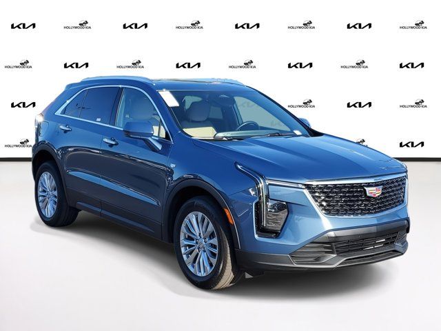 2024 Cadillac XT4 Luxury