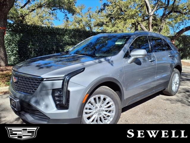 2024 Cadillac XT4 Luxury