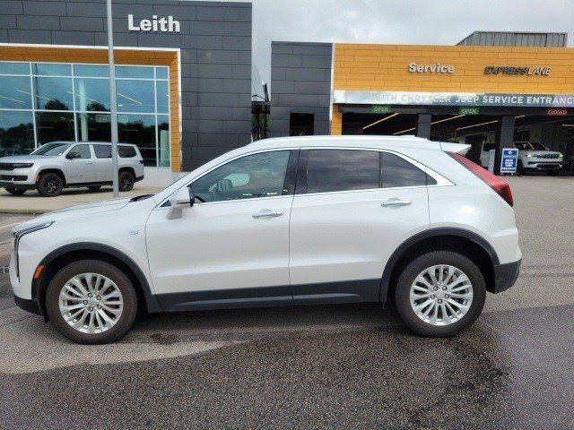 2024 Cadillac XT4 Luxury