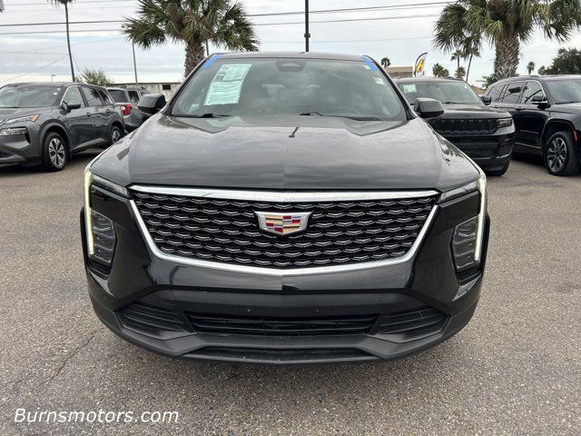 2024 Cadillac XT4 Luxury