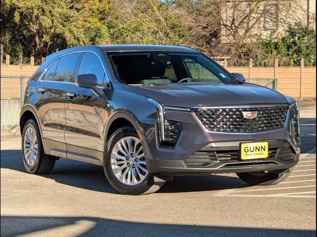 2024 Cadillac XT4 Luxury