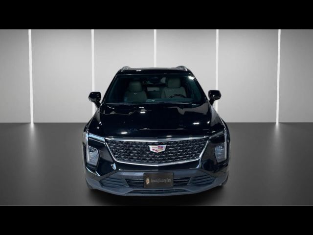 2024 Cadillac XT4 Luxury