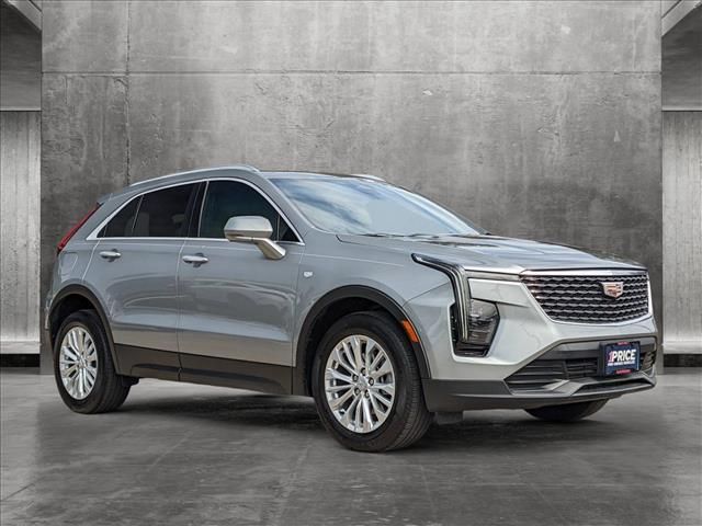 2024 Cadillac XT4 Luxury