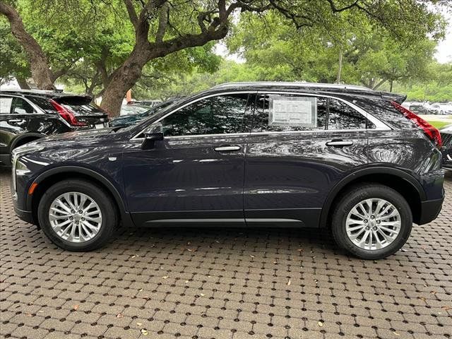 2024 Cadillac XT4 Luxury