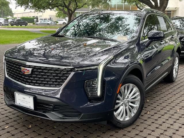 2024 Cadillac XT4 Luxury