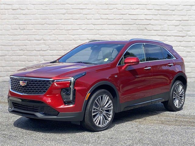 2024 Cadillac XT4 Premium Luxury