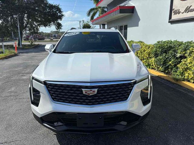 2024 Cadillac XT4 Premium Luxury