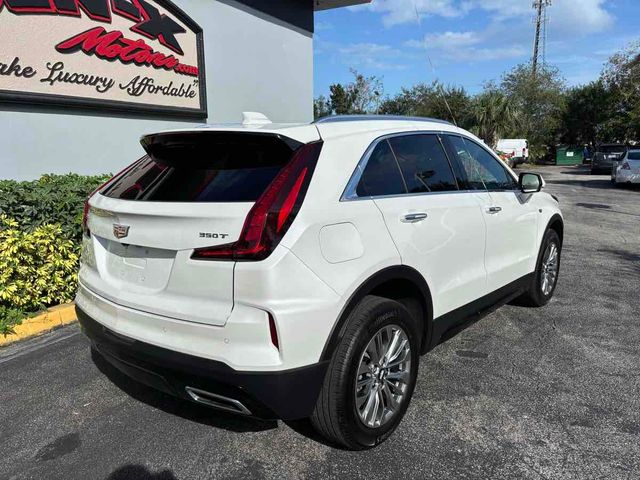 2024 Cadillac XT4 Premium Luxury