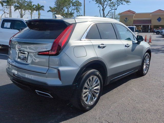 2024 Cadillac XT4 Premium Luxury