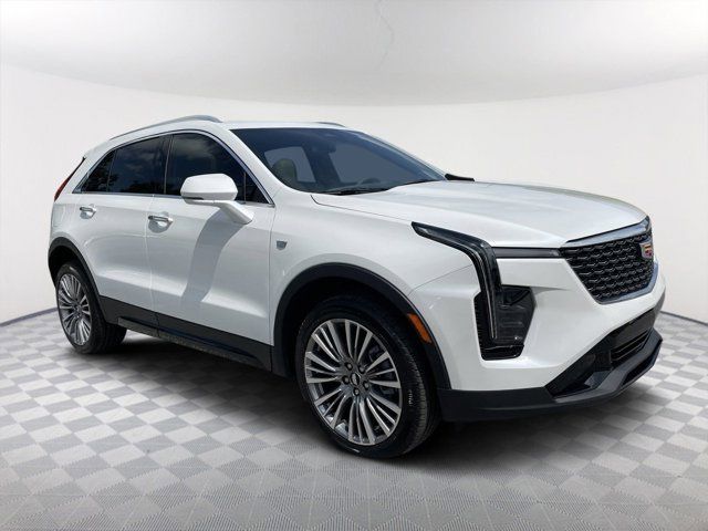 2024 Cadillac XT4 Premium Luxury