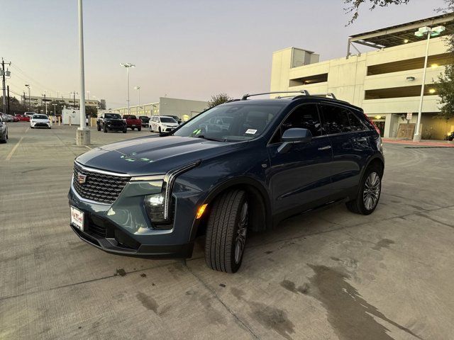 2024 Cadillac XT4 Premium Luxury