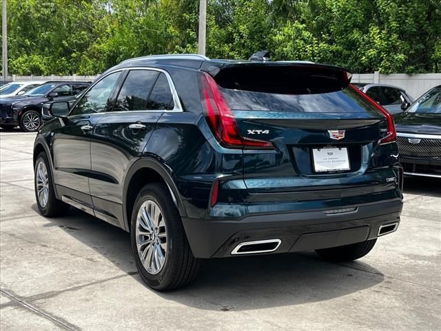 2024 Cadillac XT4 Premium Luxury